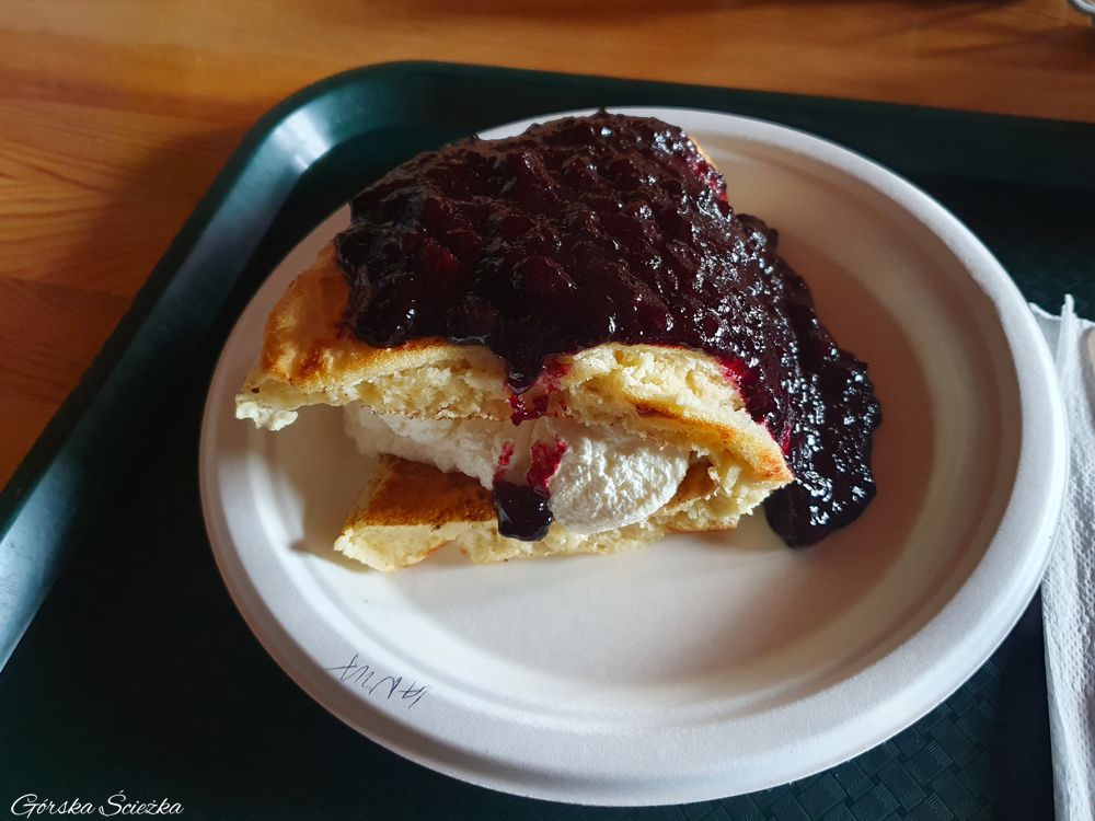 Chatka Górzystów: Naleśnik biszkoptowy