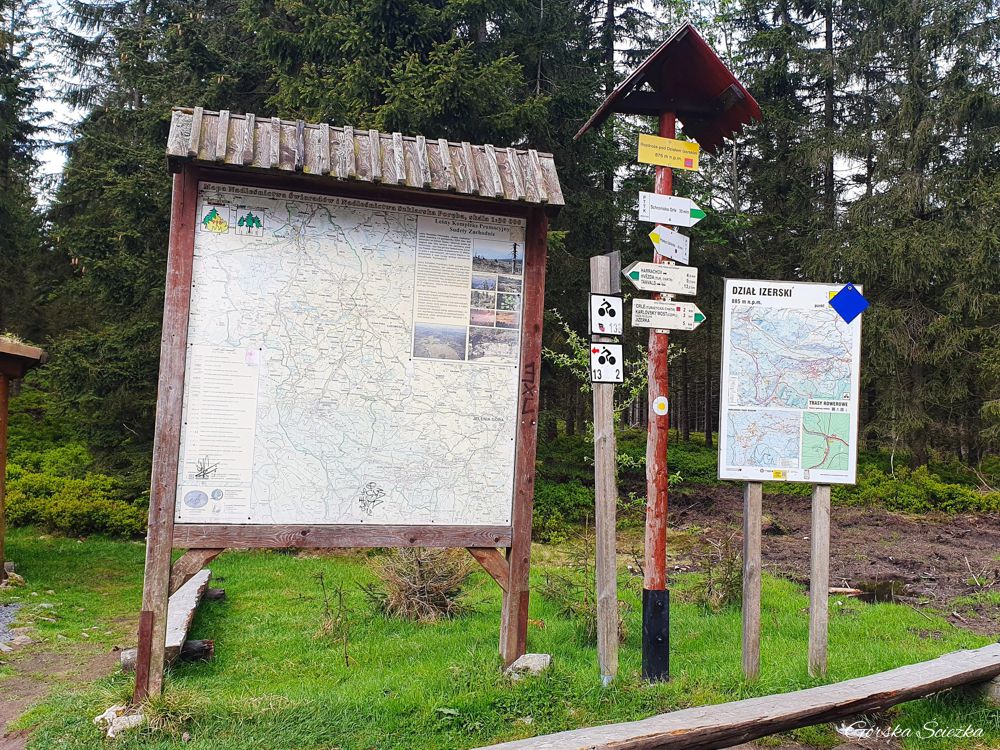 Stacja Turystyczna Orle: Rozdroże pod działem Izerskim