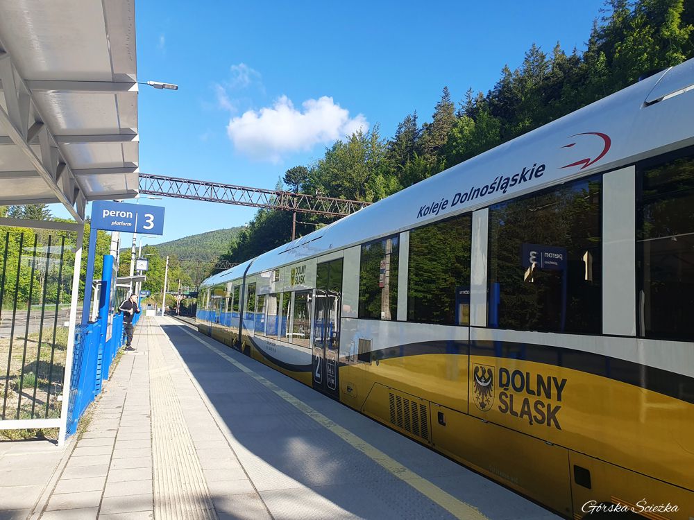 Szklarska Poręba Górna - peron 3