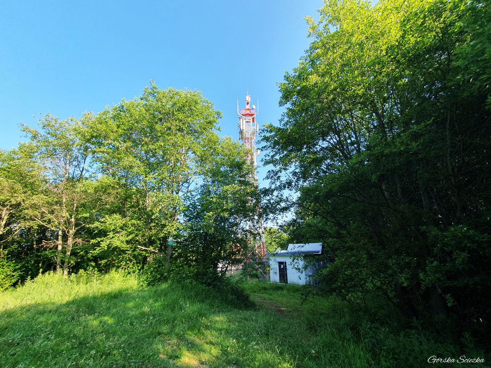 Jarmuta: Przekaźnik telewizyjny na Jarmucie