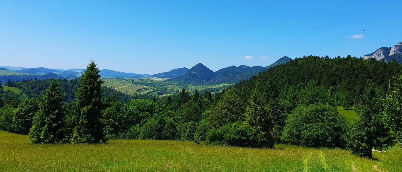 Przełęcz pod Klasztorną Górą (Sedlo Cerla)