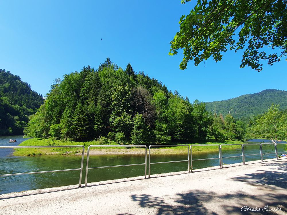 Szczawnica-Czerwony Klasztor: Widoki na trasie do Czerwonego Klasztoru