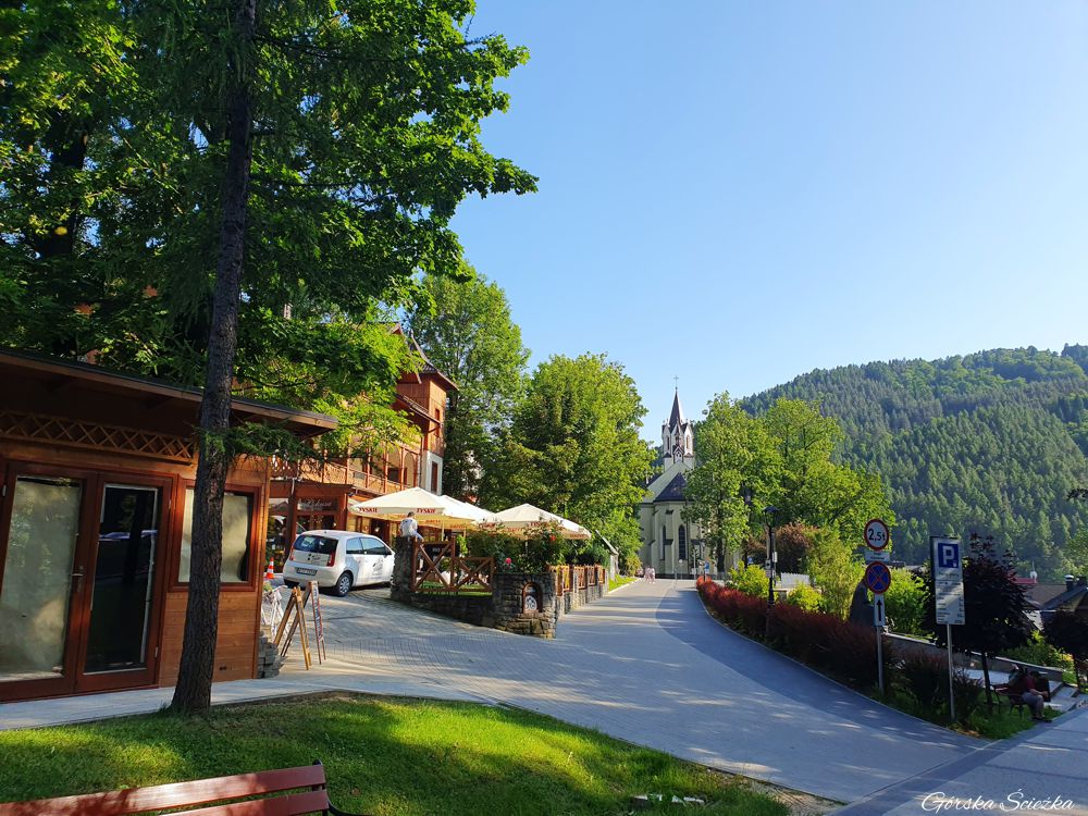 Wodospad Zaskalnik: Początek ul. Zdrojowej w Szczawnicy