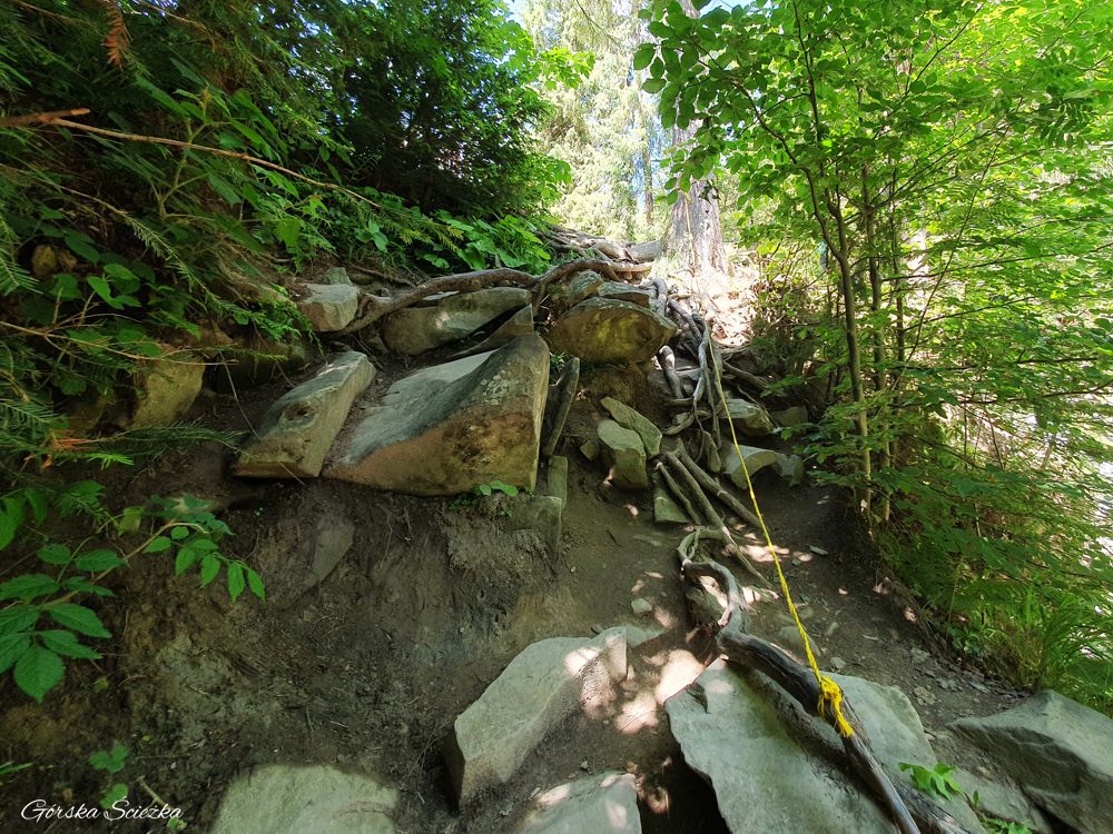 Wodospad Zaskalnik: Zejście do Wodospadu Zaskalnik