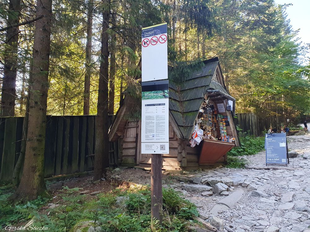 Hala Kondratowa: Kasa Tatrzańskiego Parku Narodowego