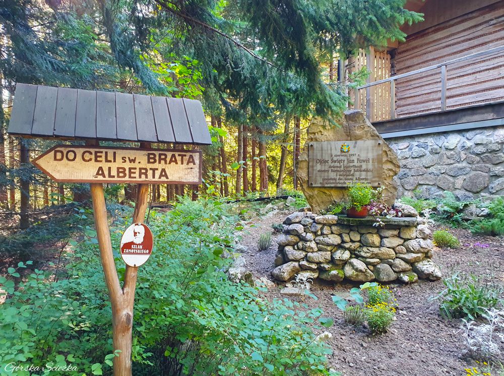 Polana Kalatówki: Oznaczenie kierujące do pustelni