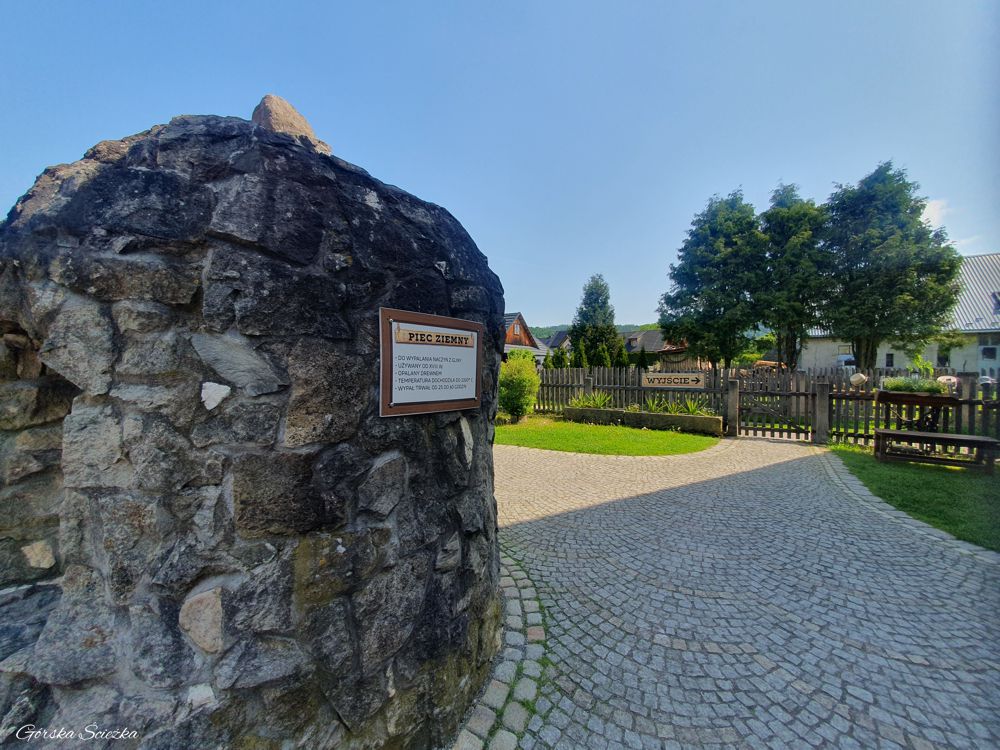 Szlak Ginących Zawodów: Piec do wypalania naczyń glinianych
